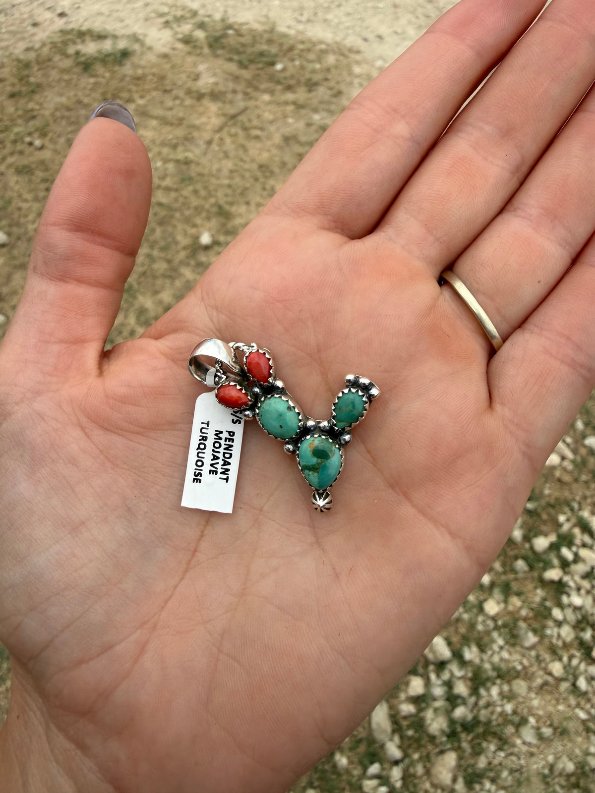 Mojave/ red spiny oyster cactus pendant