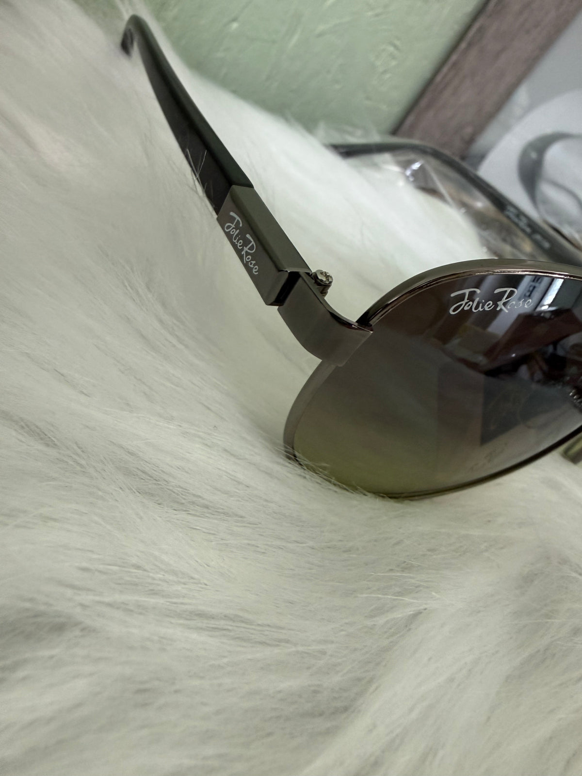 Jolie Rose aviator sunglasses