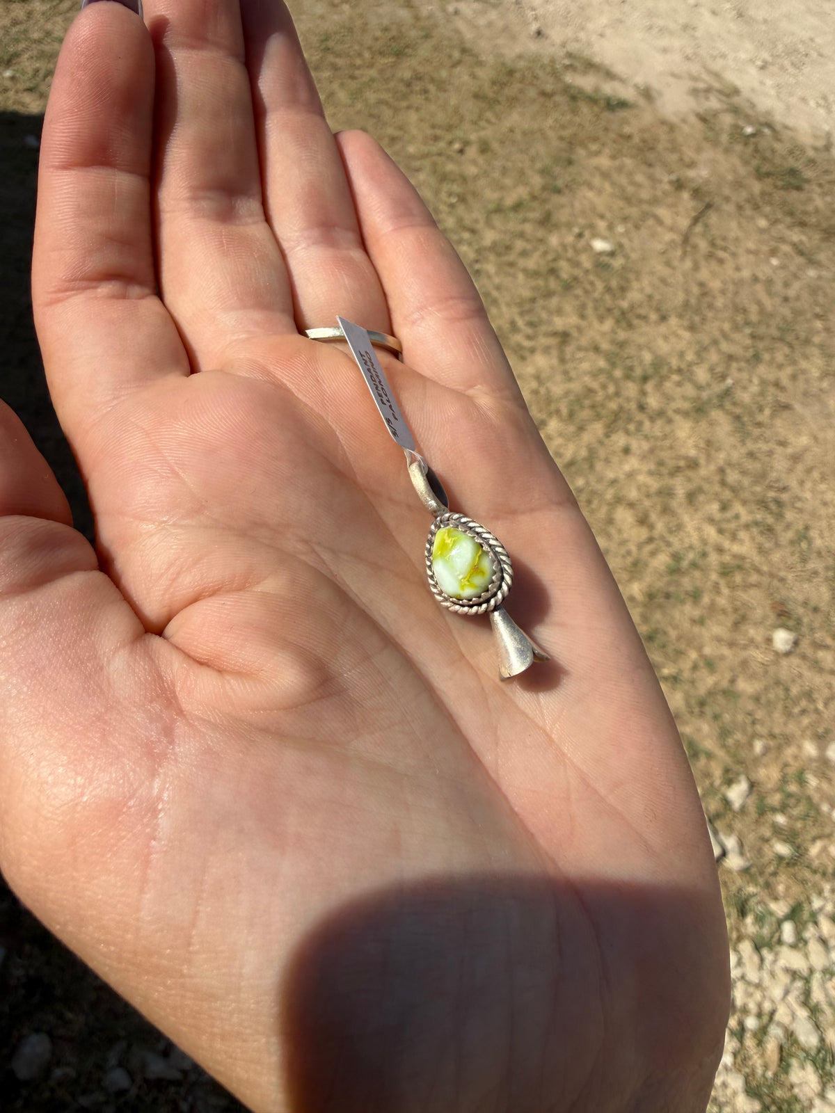 Palomino pendant