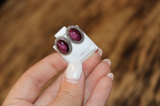 Purple spiny & sterling silver stud earrings