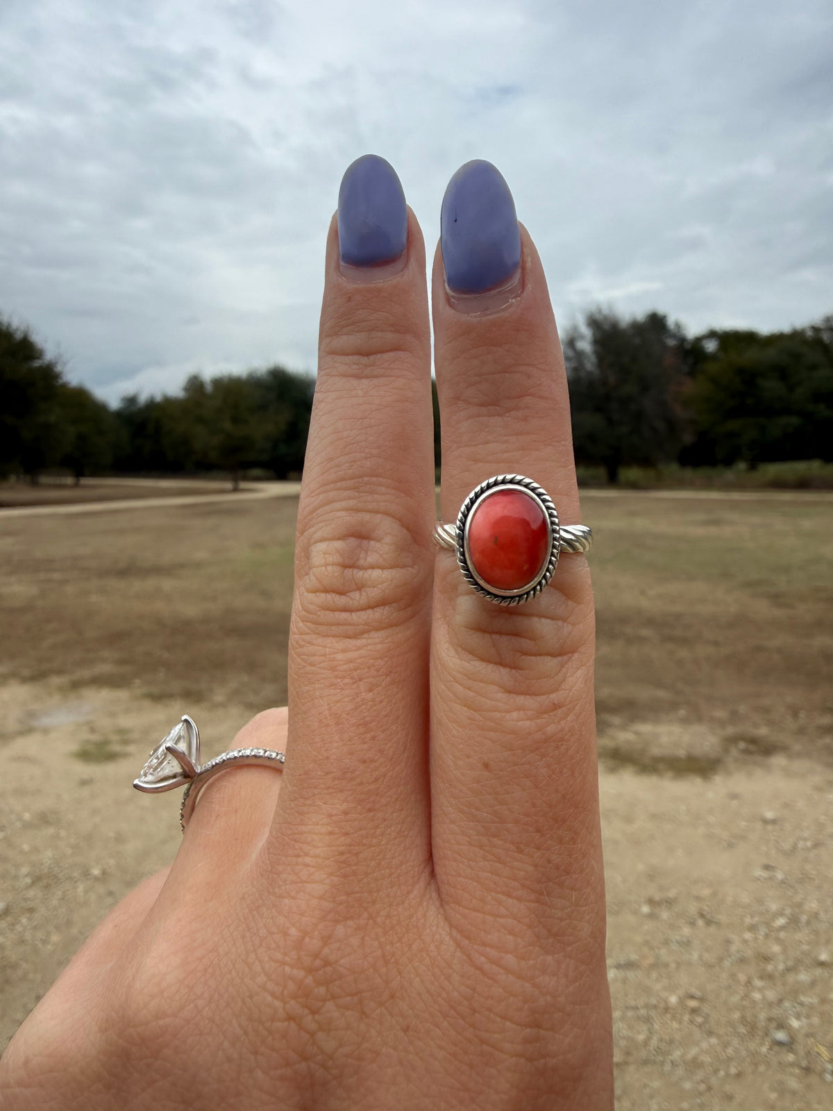 Red spiny oyster adjustable ring