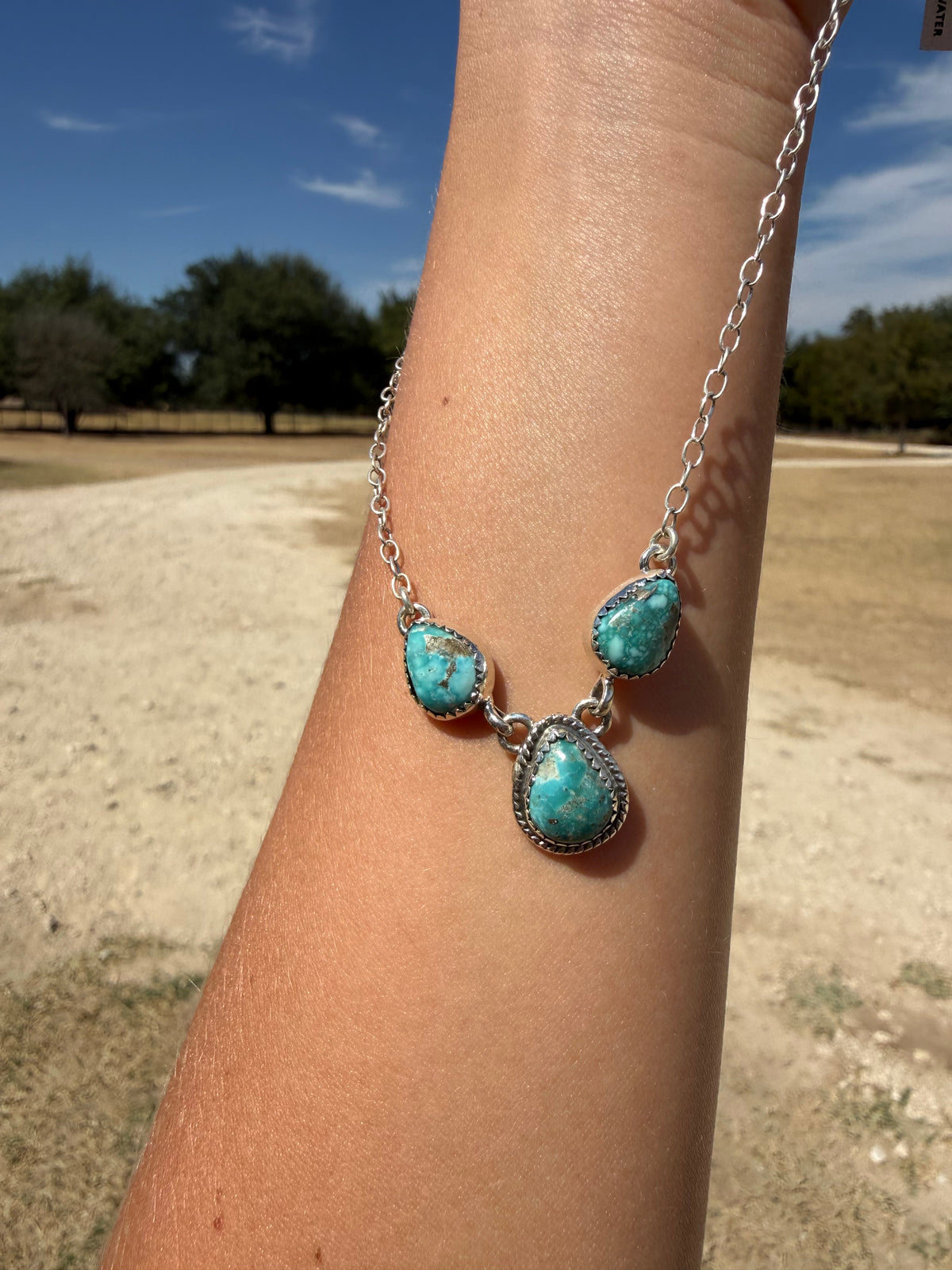 White water necklace 20”