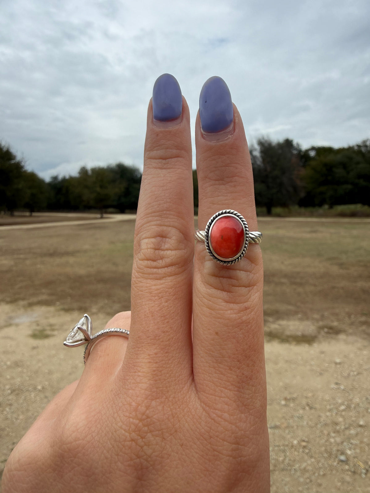 Red spiny oyster adjustable ring