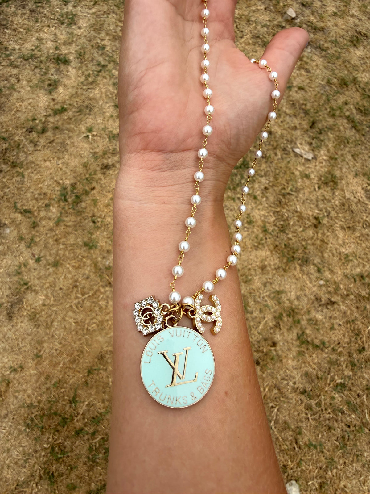 LV Vintage Pearl Rhinestone Necklace