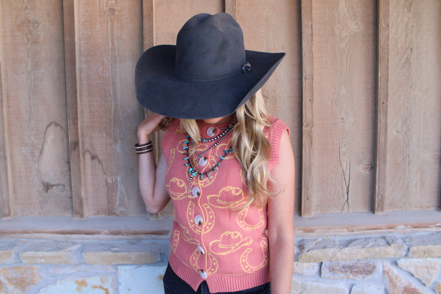 A Camel Western Contrast Knit Sleevelss Button Down Shirt